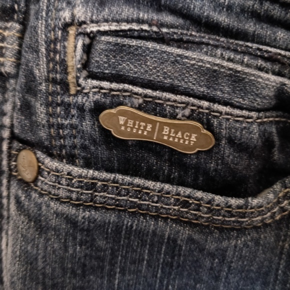 WHBM "Blanc" jeans - Picture 3 of 7